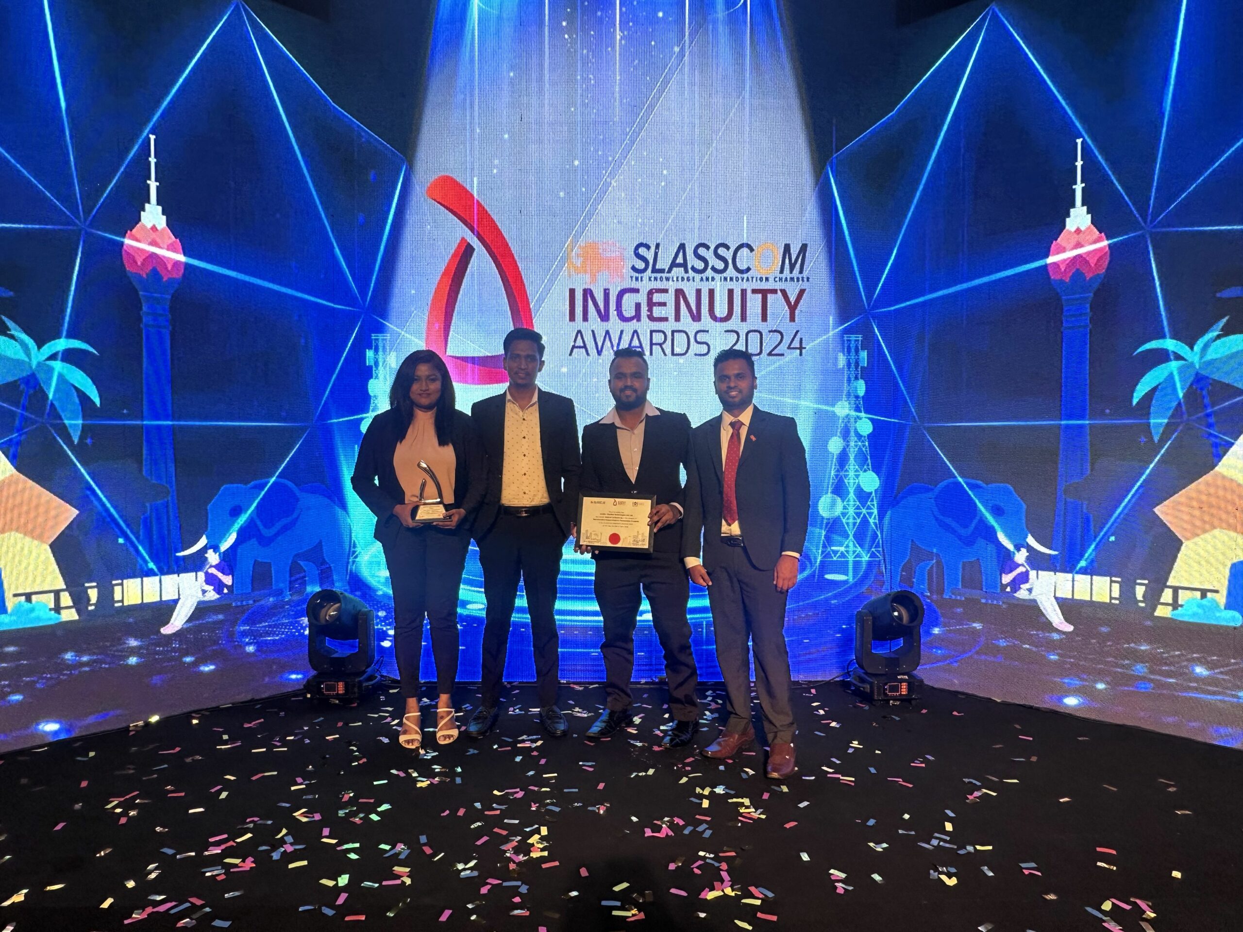 Namal Attanayake with the Parallax team at the SLASSCOM Ingenuity Awards 2024